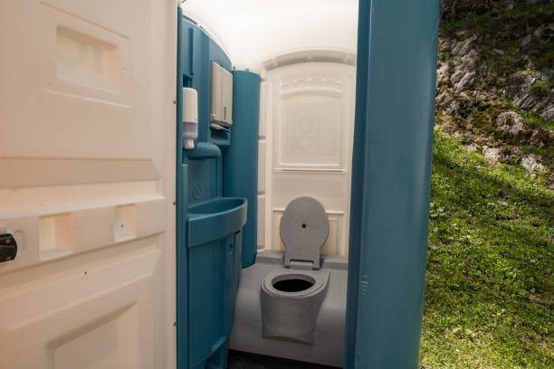 Best Emergency porta potty rental  in Garrett, IN