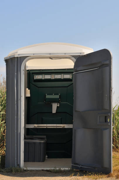 Best Construction site porta potty rental  in Garrett, IN